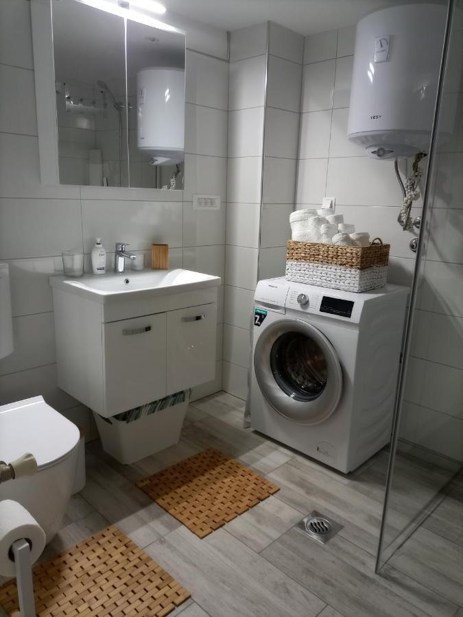 Studio Apartman Mirakul Zadar Exterior foto